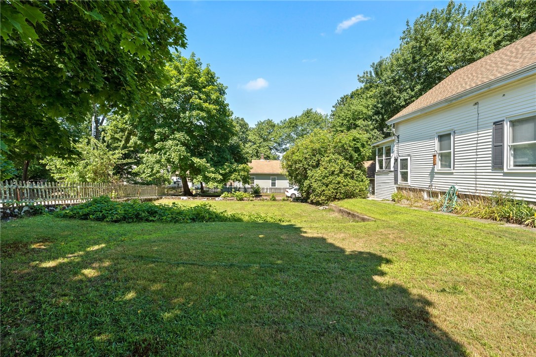 323 Maple Street Woonsocket, RI 02895 - Photo 29 of 40 side yard