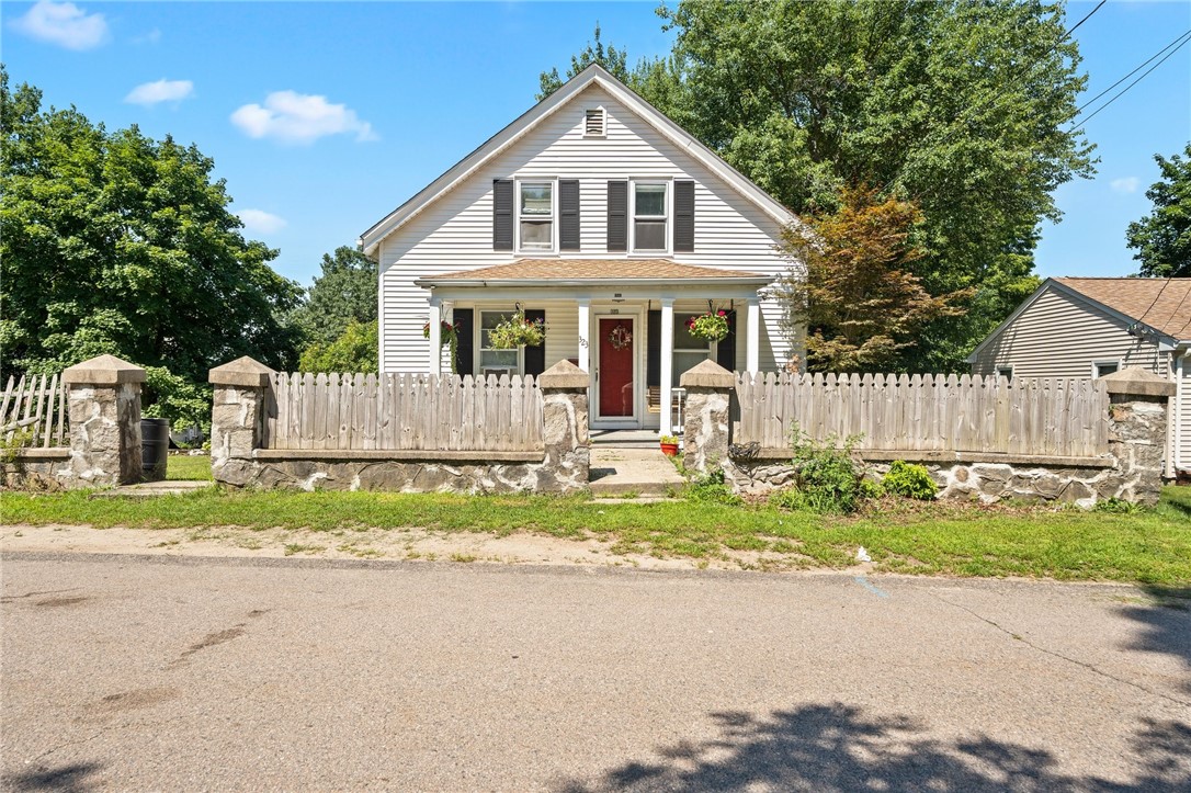 323 Maple Street Woonsocket, RI 02895 - Photo 33 of 40