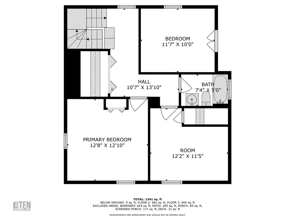 323 Maple Street Woonsocket, RI 02895 - Photo 37 of 40 second floor