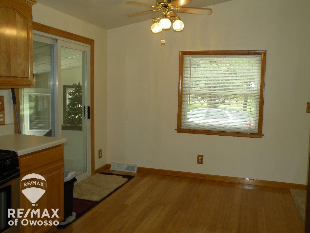 795 West Dewey Road Owosso, MI 48867 - Photo 9 of 17