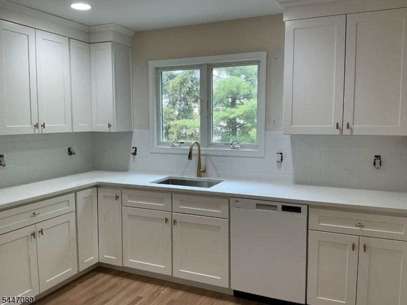 125 Summit Avenue Chatham, NJ 07928 - Photo 12 of 28