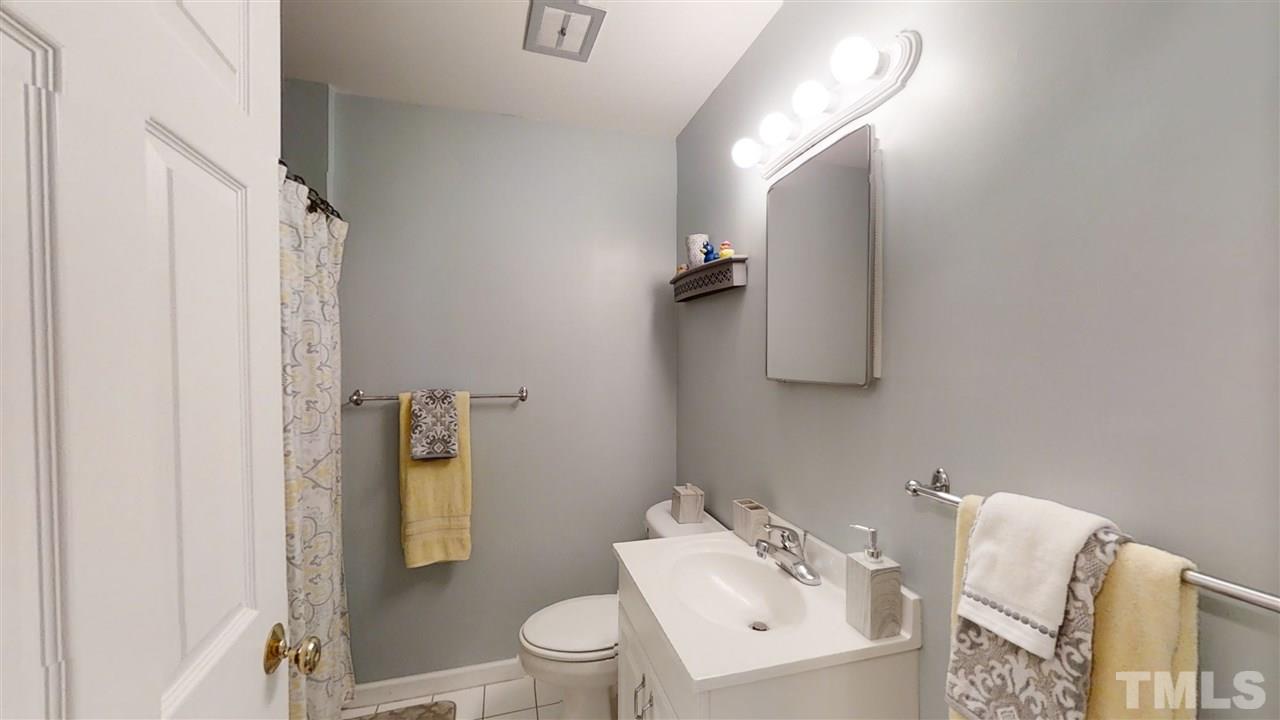 1702 Euclid Road Durham, NC 27713 - Photo 7 of 27