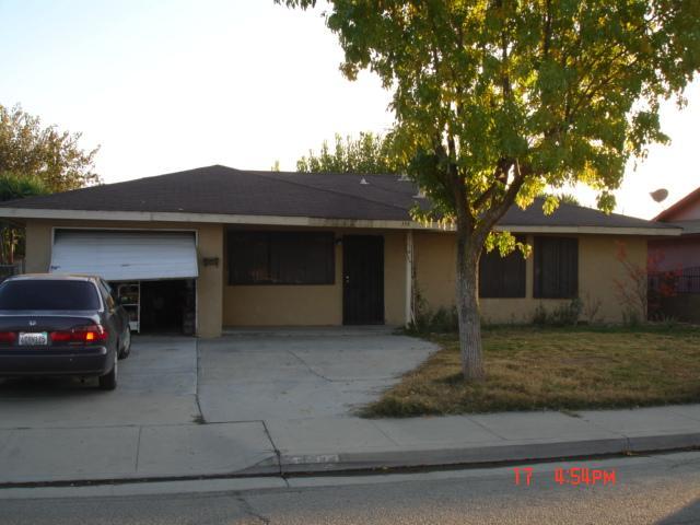 354 L Street Mendota, CA 93640 - Photo 1 of 5