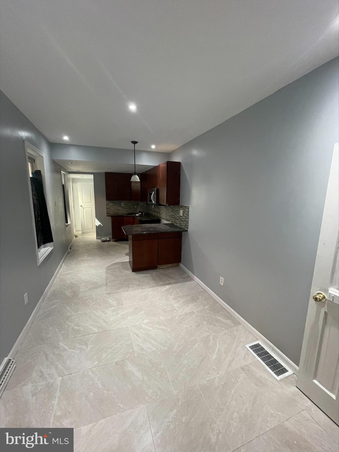 519 Ritter Street Reading, PA 19601 - Photo 3 of 11 Gallery Image 3
