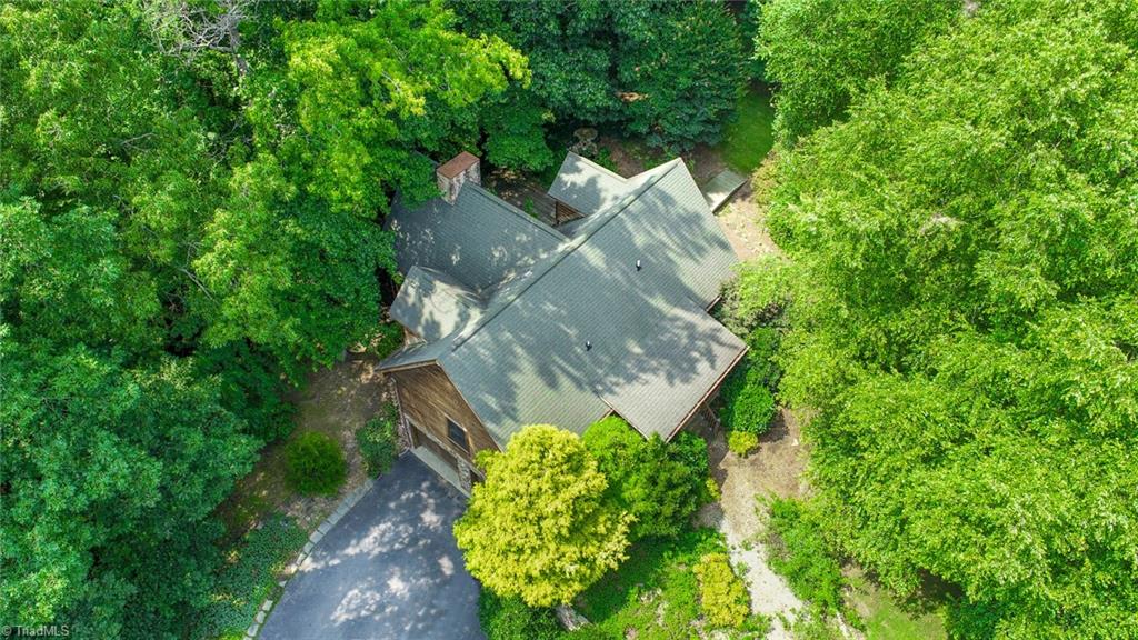 8990 Pepper Ridge Court Oak Ridge, NC 27310 - Photo 3 of 50