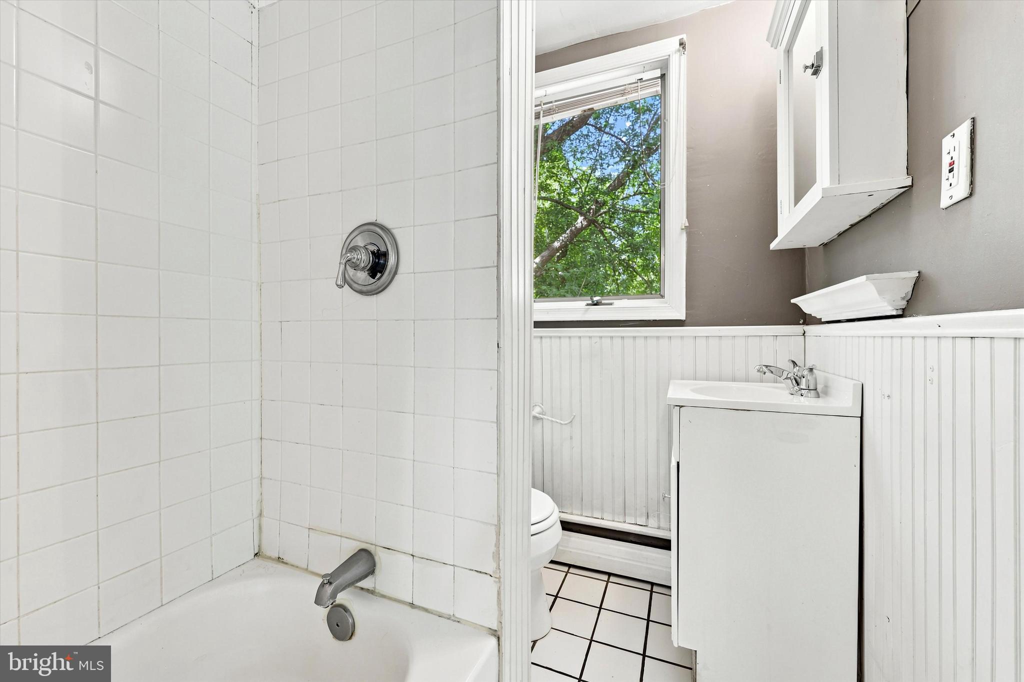 943 Fairview Avenue Wayne, PA 19087 - Photo 17 of 21