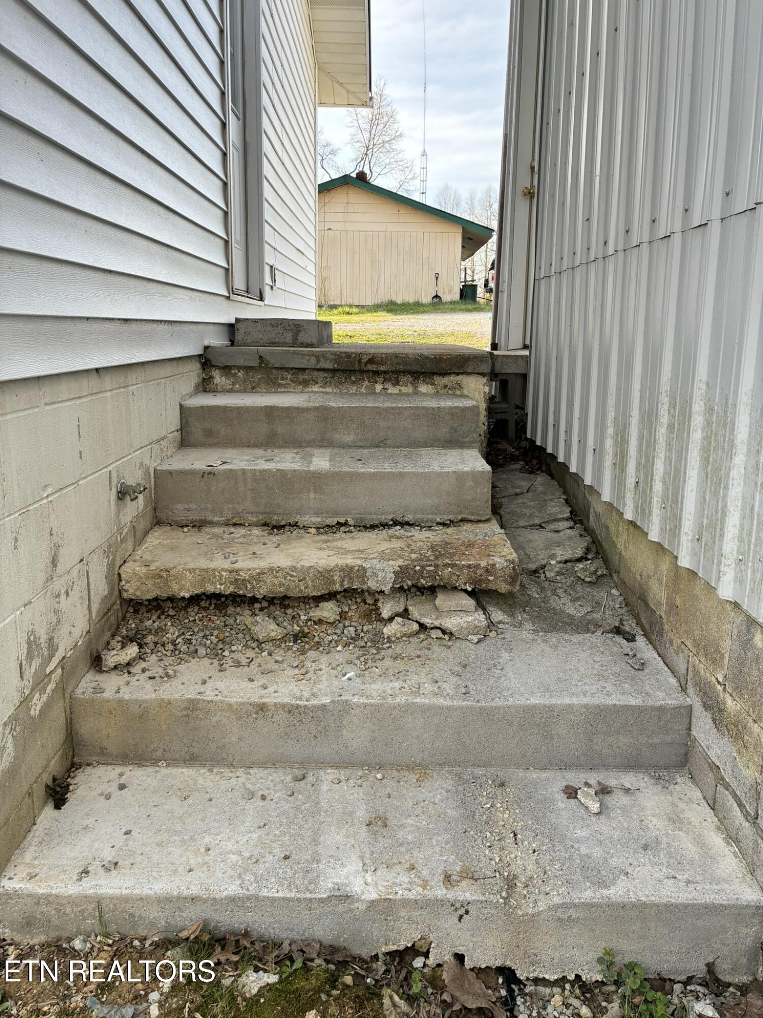 158 Reed Lane Pioneer, TN 37847 - Photo 14 of 46 IMG_6671