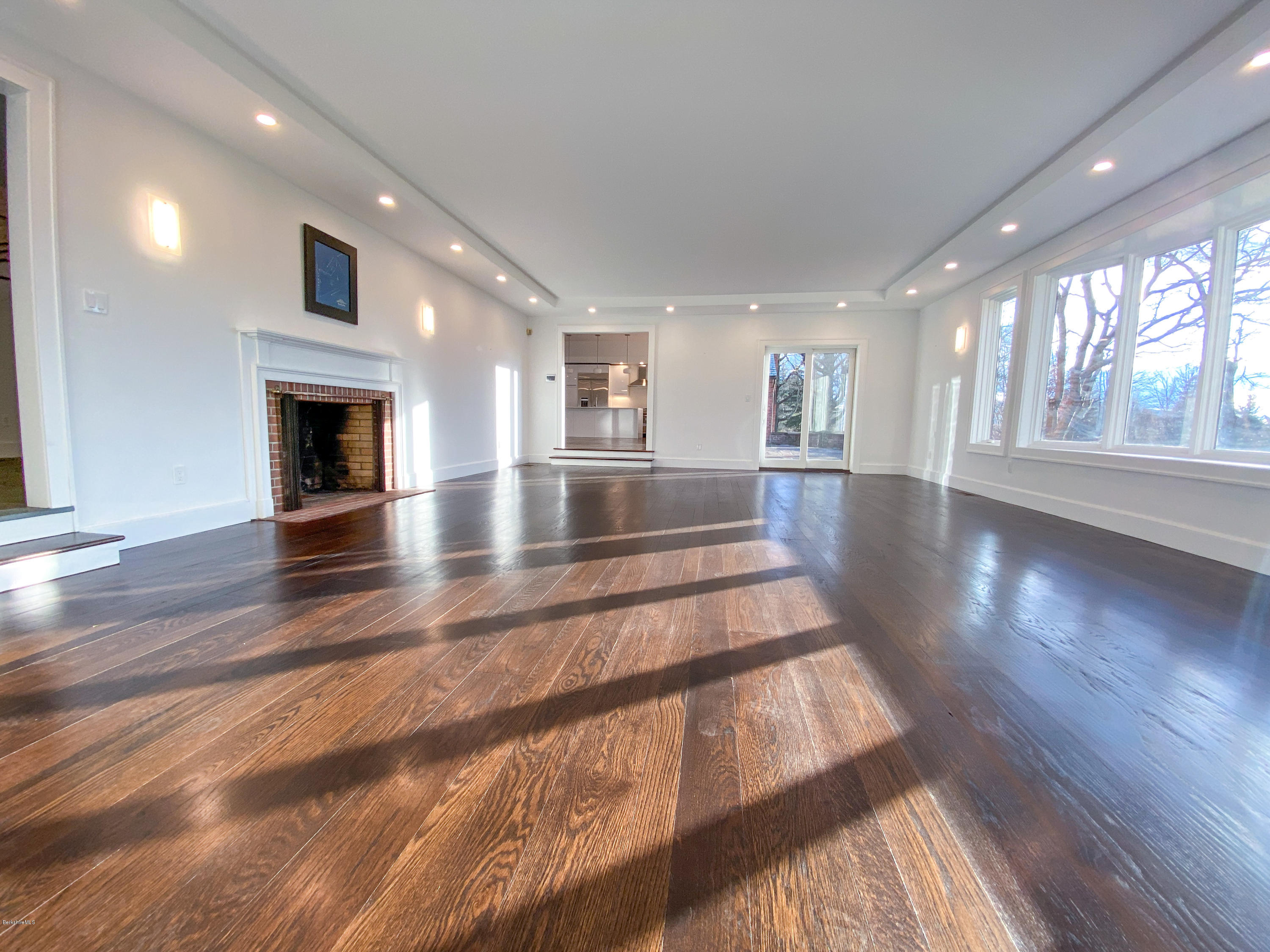 22 Prospect Hill Road Stockbridge, MA 01262 - Photo 41 of 78 Recessed lights