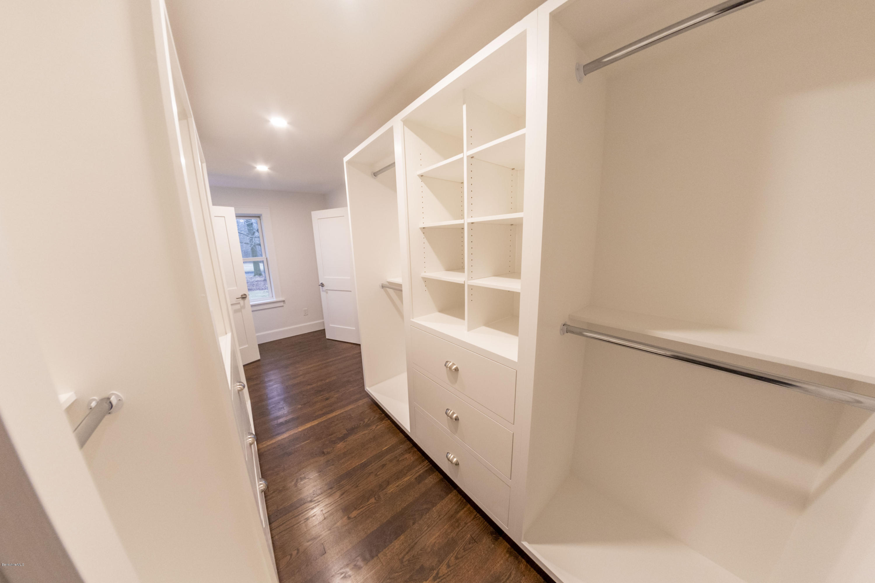 22 Prospect Hill Road Stockbridge, MA 01262 - Photo 54 of 78 a view of bathroom