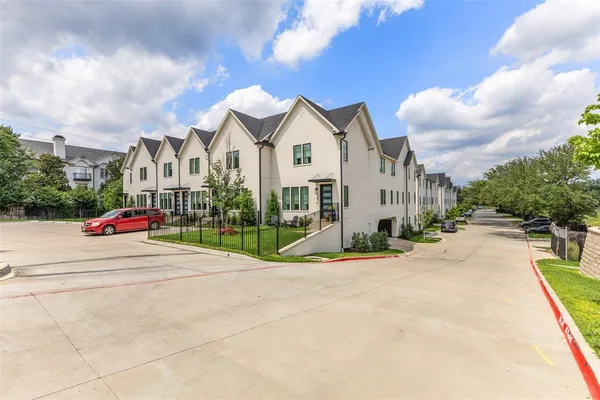 $669,000 | 7207 Gaston Avenue, Unit 1303, Dallas, TX 75214