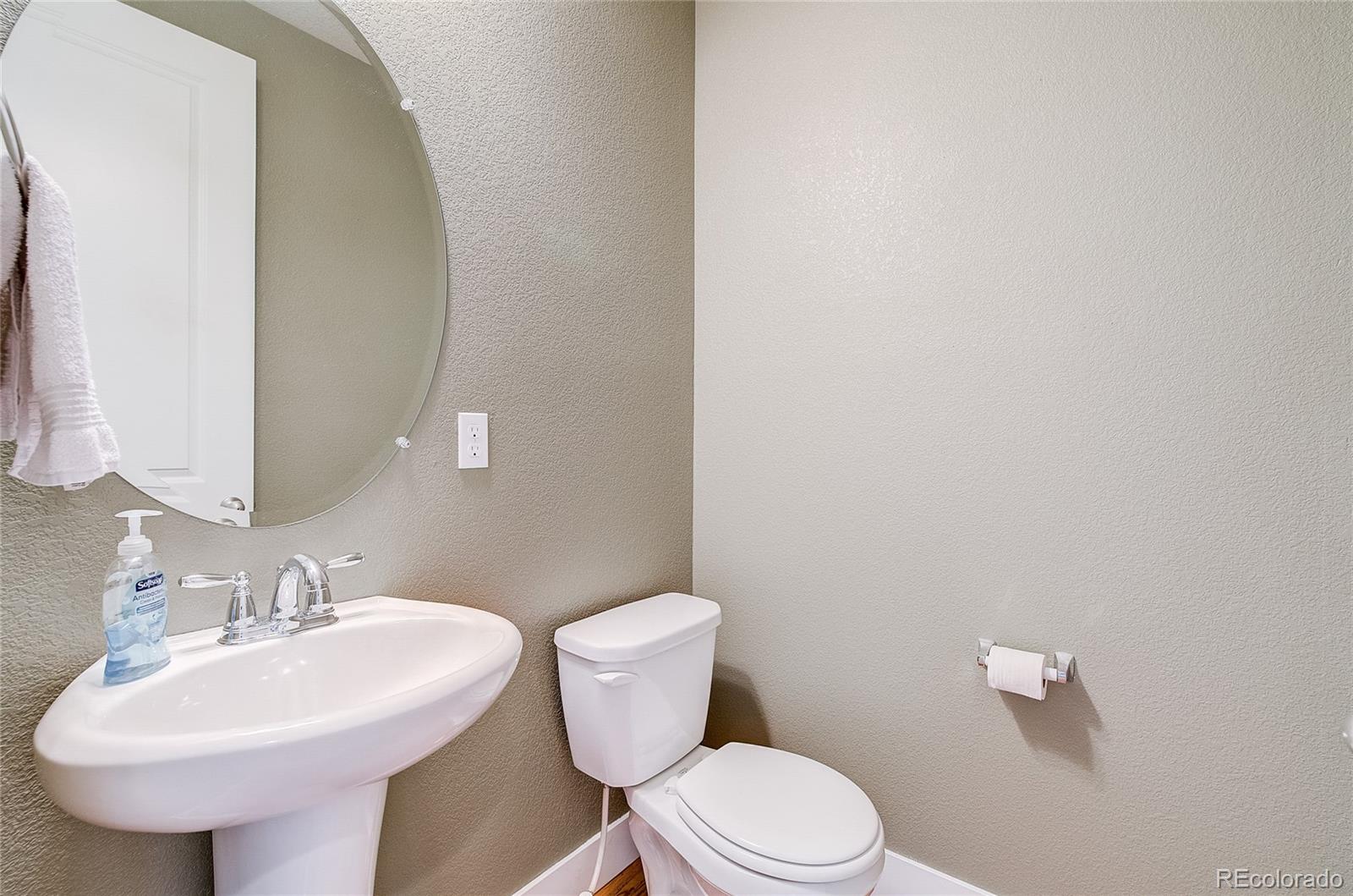 10486 Rutledge Street Parker, CO 80134 - Photo 11 of 28 Gallery Image 11