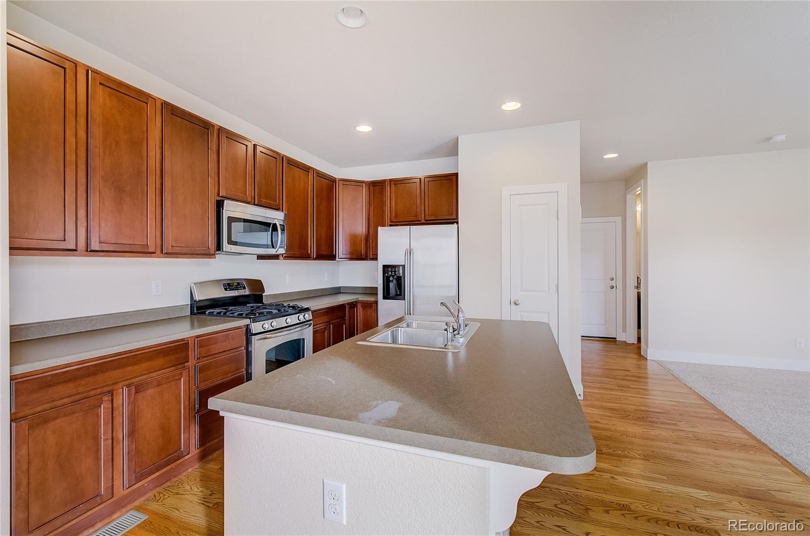 10486 Rutledge Street Parker, CO 80134 - Photo 8 of 28 Gallery Image 8