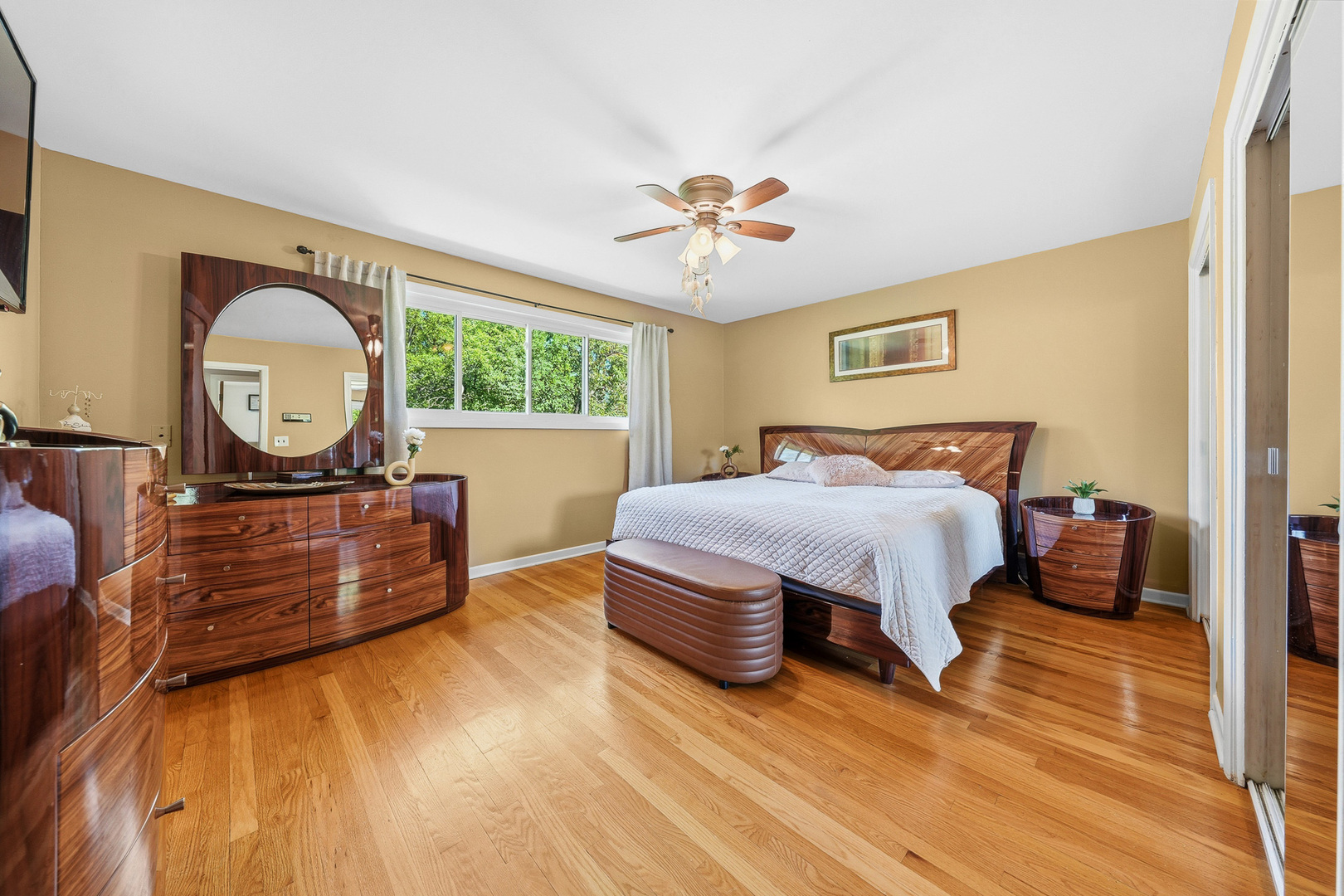 895 Sumac Road Highland Park, IL 60035 - Photo 10 of 19 Gallery Image 10