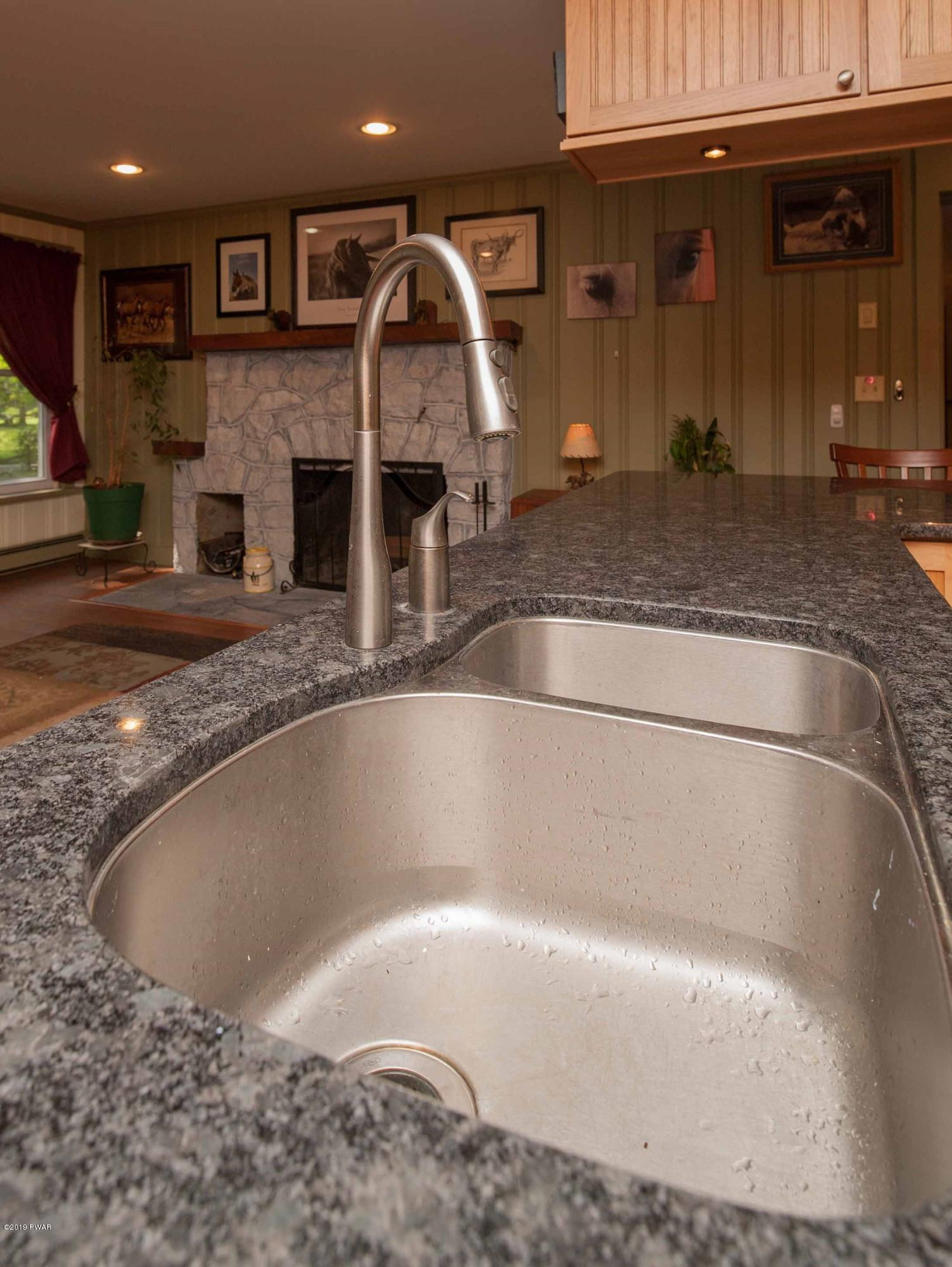 323 Foster Hill Road Milford, PA 18337 - Photo 5 of 49 Kitchen 3