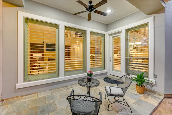$1,250,000 | 1907 Flower Garden Lane, Houston, TX 77077