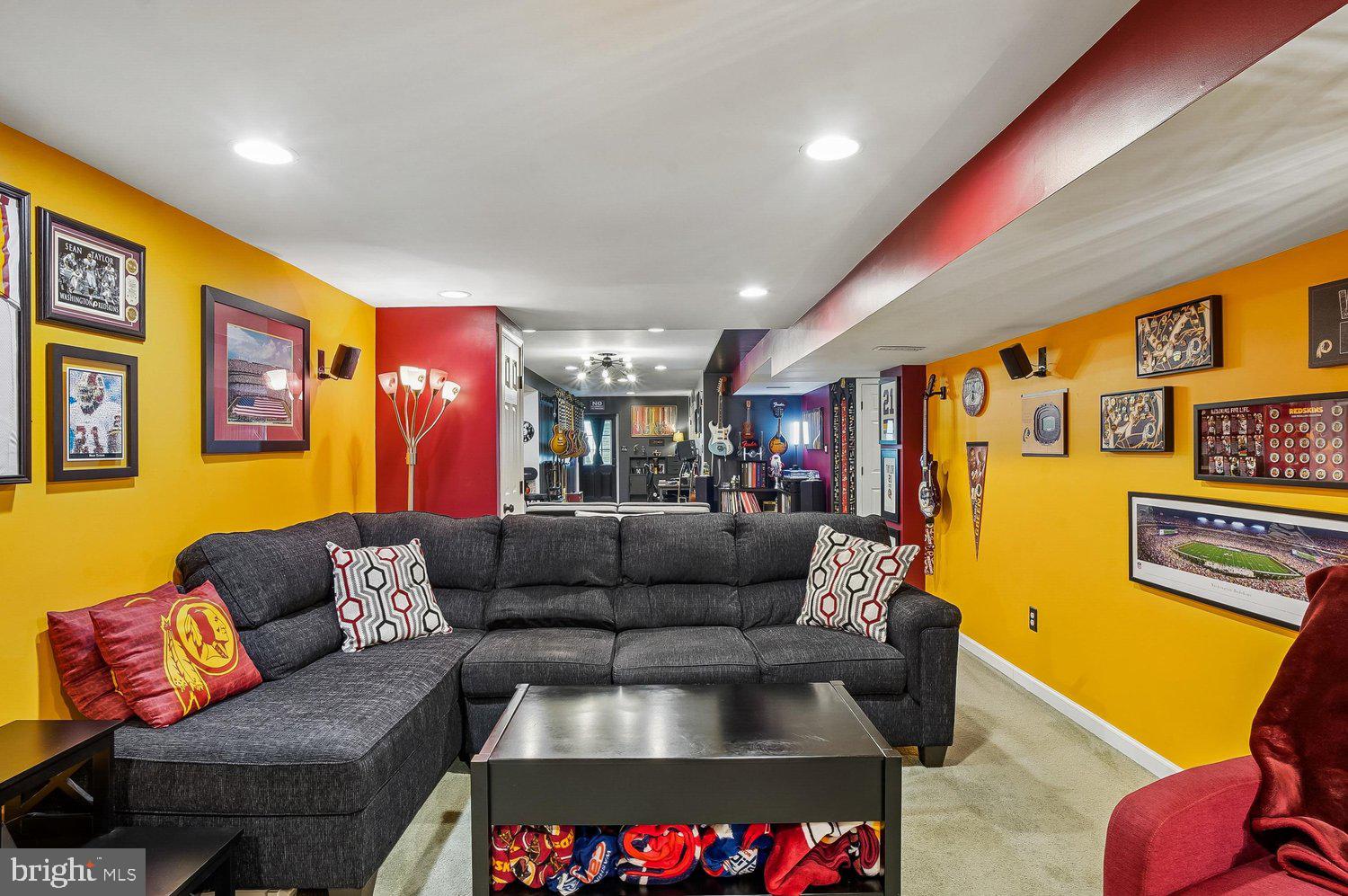 217 Raccoon Run Court Hanover, MD 21076 - Photo 28 of 38 a living room with furniture and a couch