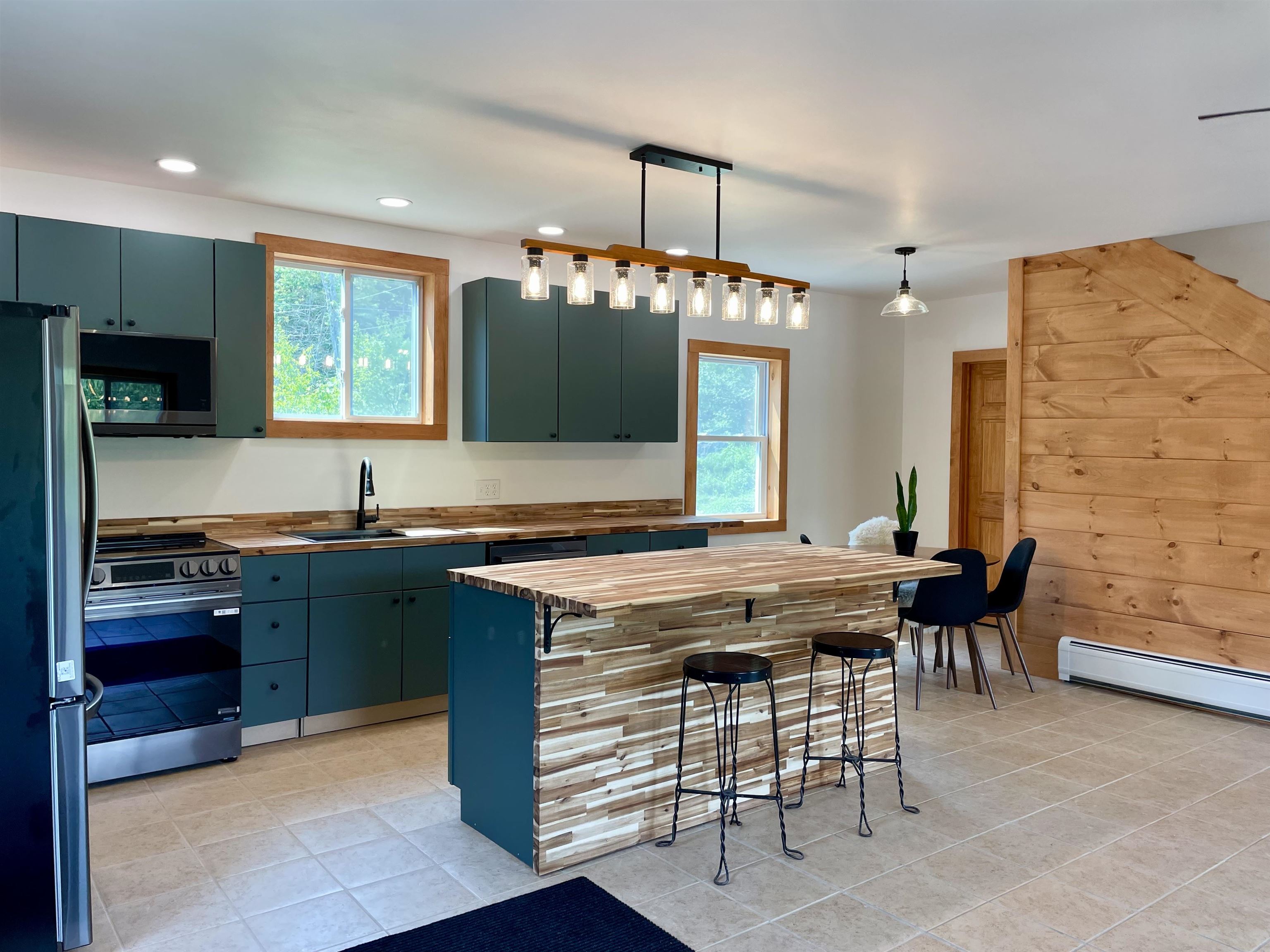 35 Fern Road Warren, VT 05674 - Photo 3 of 5