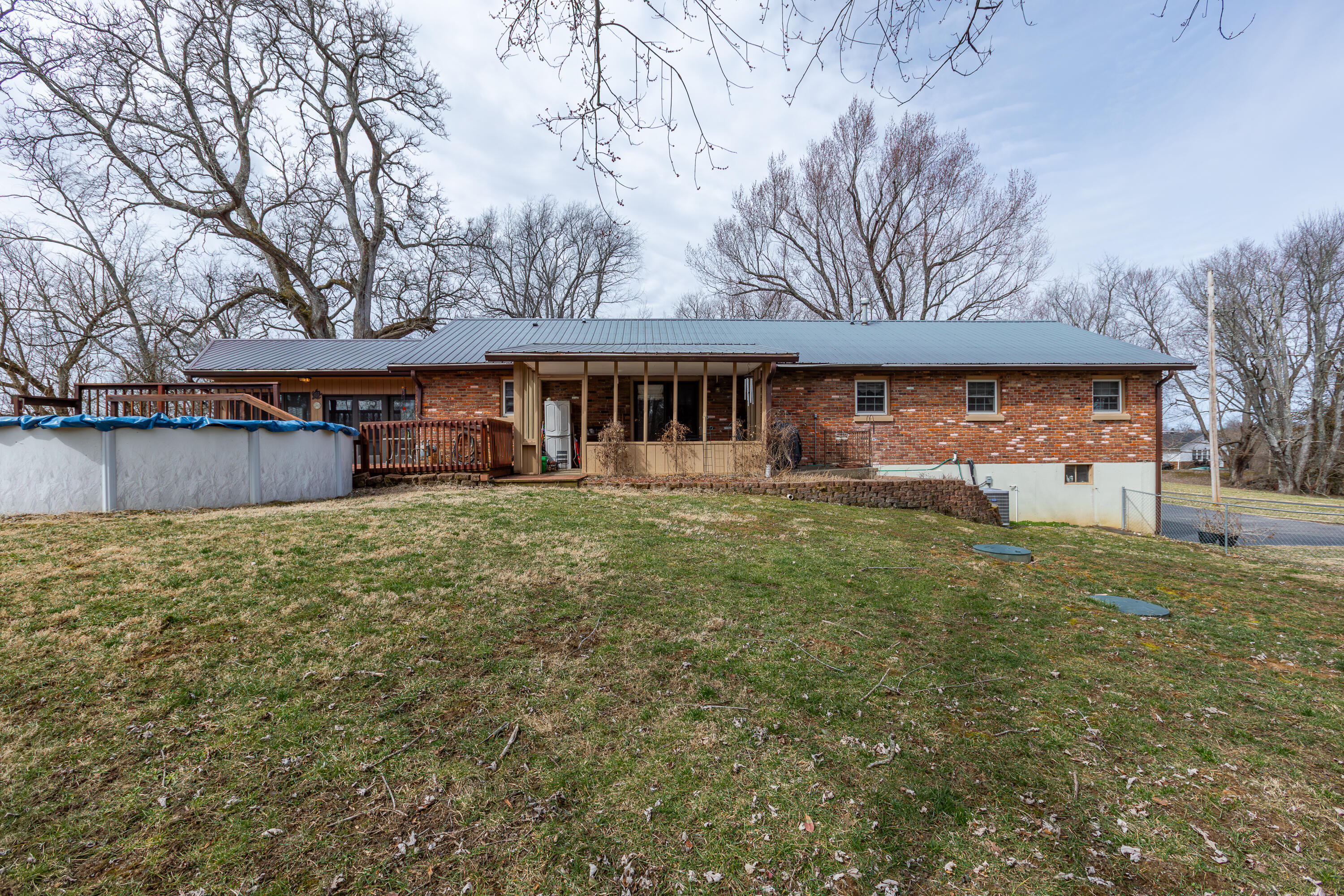220 Evergreen Road Frankfort, KY 40601 - Photo 46 of 48 1-43