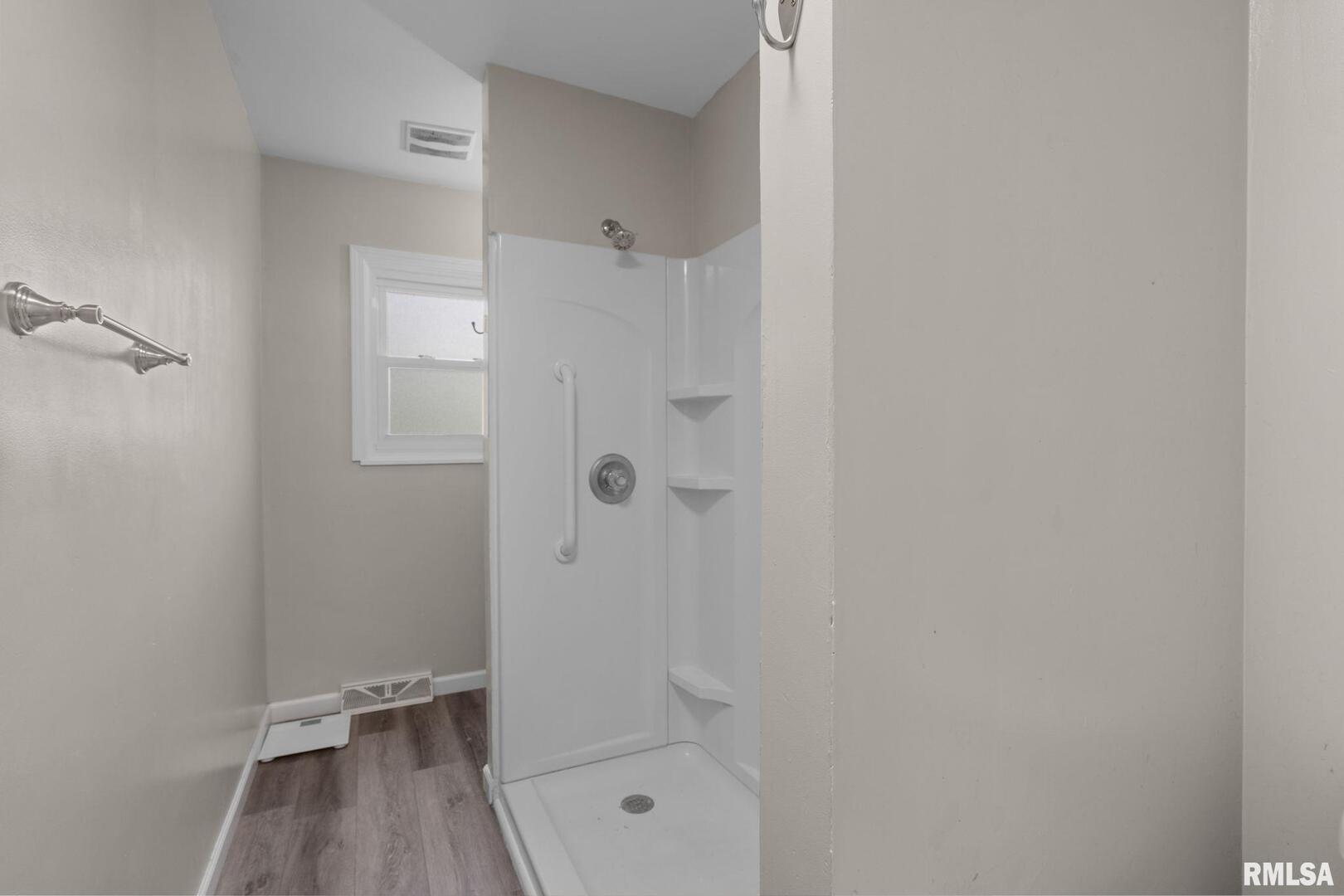 15 Riverview Lane Bettendorf, IA 52722 - Photo 11 of 30