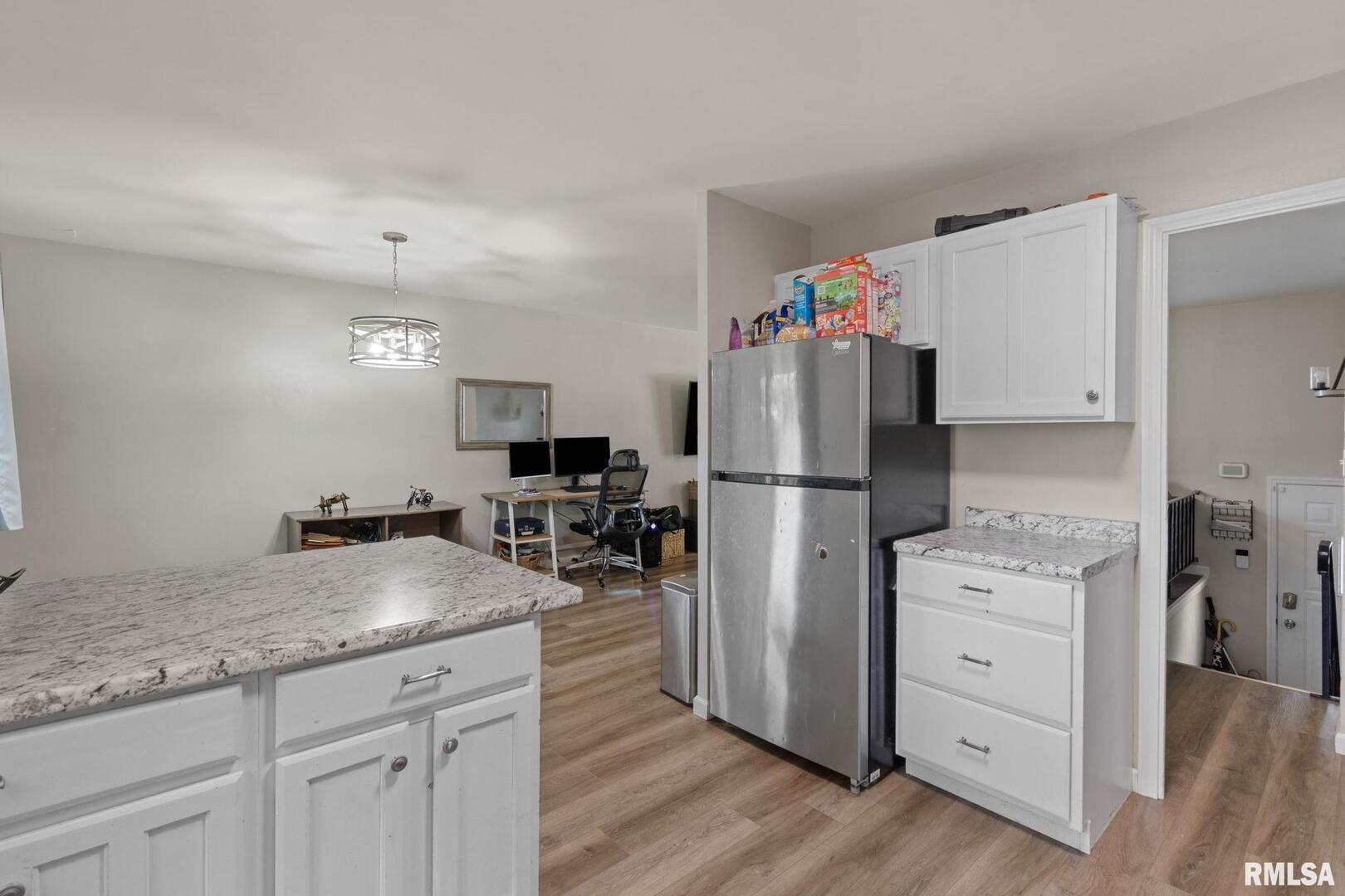 15 Riverview Lane Bettendorf, IA 52722 - Photo 10 of 30