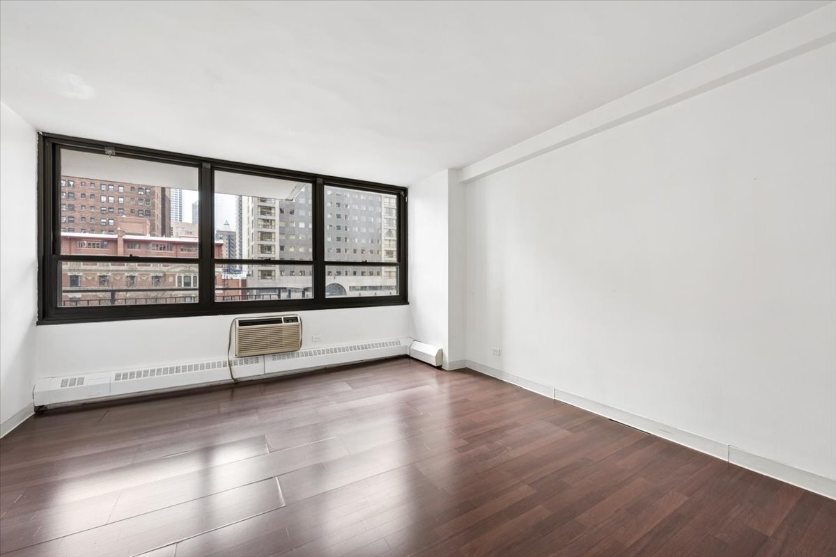 33 East Cedar Street, Unit 7D Chicago, IL 60611 - Photo 13 of 20