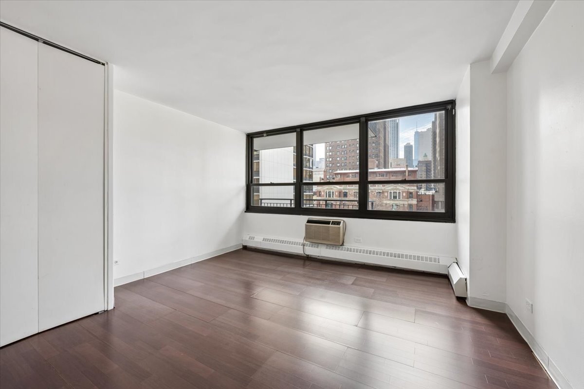 33 East Cedar Street, Unit 7D Chicago, IL 60611 - Photo 14 of 20