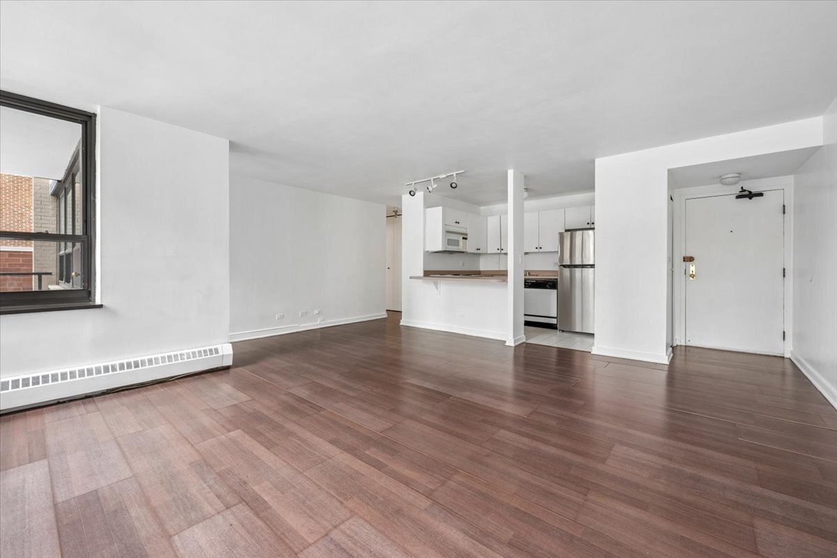 33 East Cedar Street, Unit 7D Chicago, IL 60611 - Photo 8 of 20