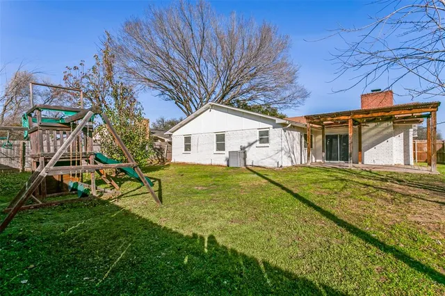 $424,999 | 2501 Cherry Blossom Lane, Bedford, TX 76021