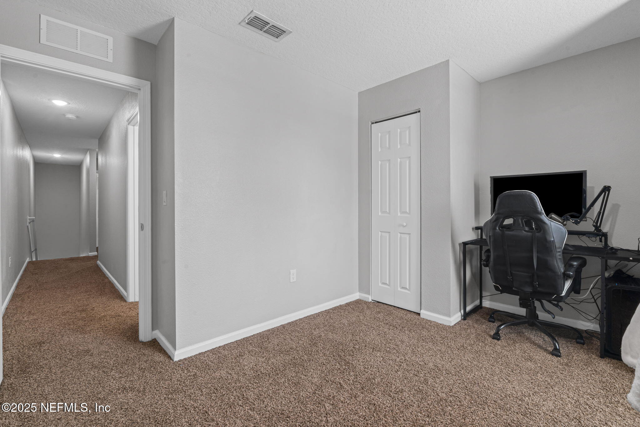 852 Capitol Parkway Jacksonville, FL 32218 - Photo 29 of 42 a view of a room with gym equipment