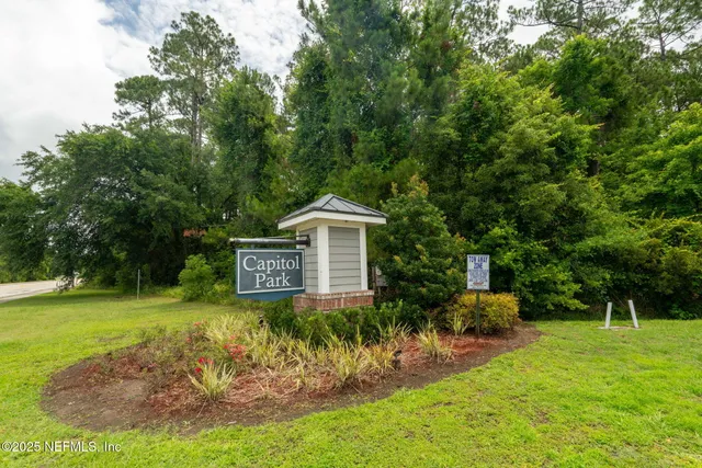 $1,750 | 852 Capitol Parkway, Jacksonville, FL 32218