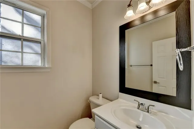 $660,000 | 5096 Akard Court Northwest, Suwanee, GA 30024