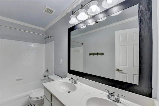 $660,000 | 5096 Akard Court Northwest, Suwanee, GA 30024