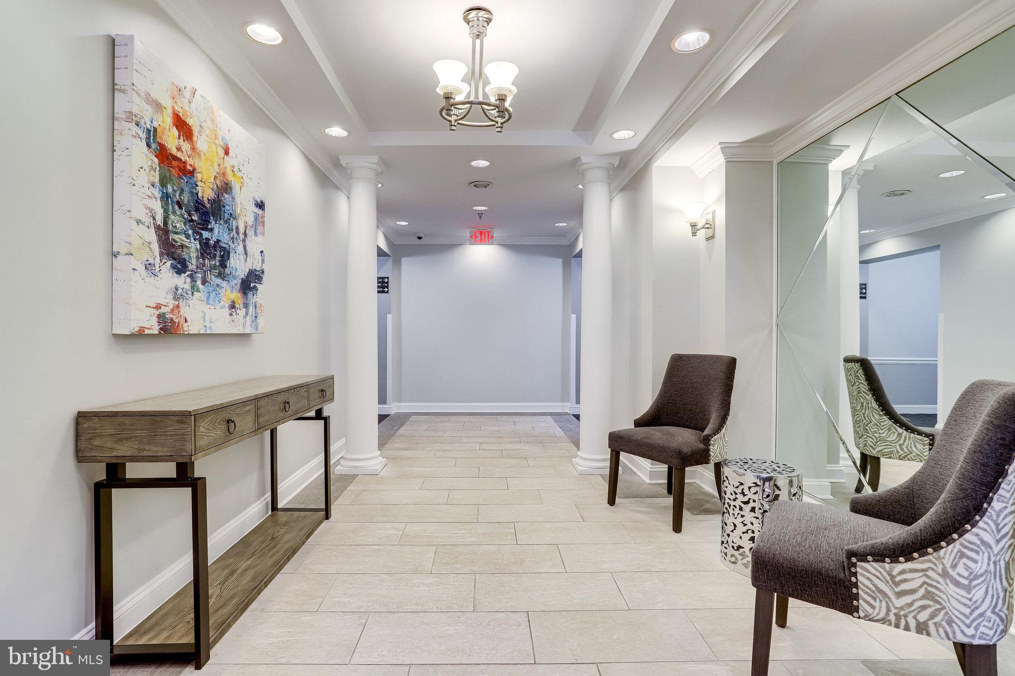 5575 Seminary Road, Unit 112 Falls Church, VA 22041 - Photo 3 of 35 Gallery Image 3