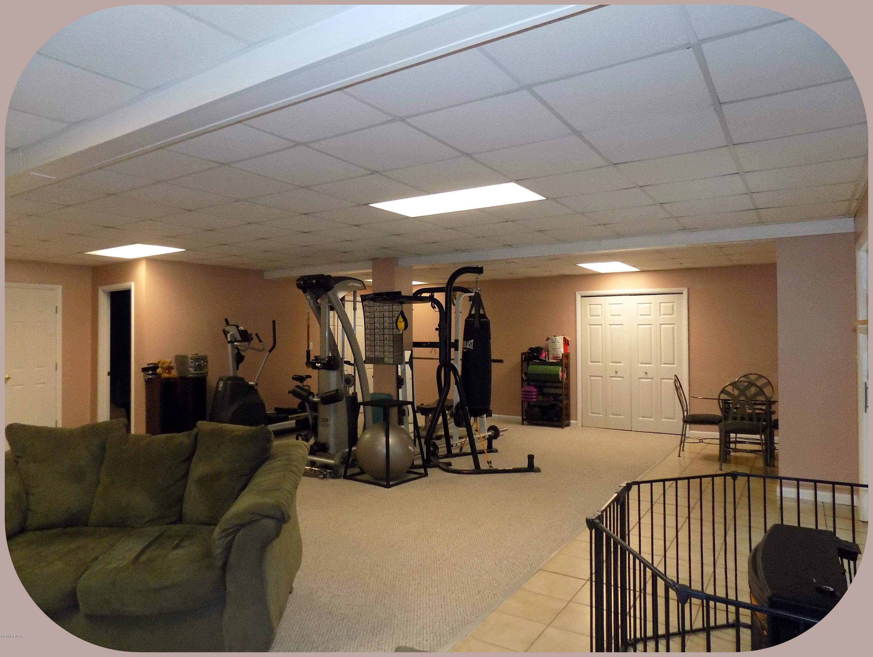 143 Bloss Road Canadensis, PA 18325 - Photo 28 of 38 Gallery Image 28