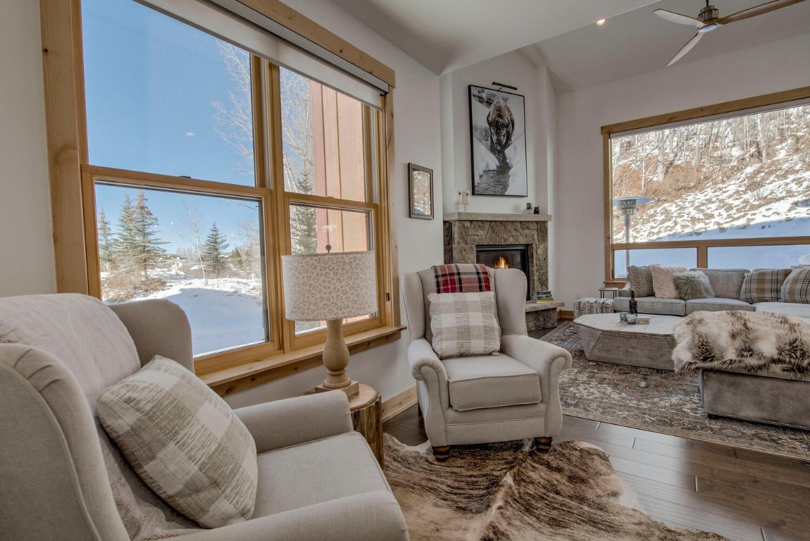 28 Damselfly Loop Silverthorne, CO 80498 - Photo 3 of 45 a living room with furniture large window and couch
