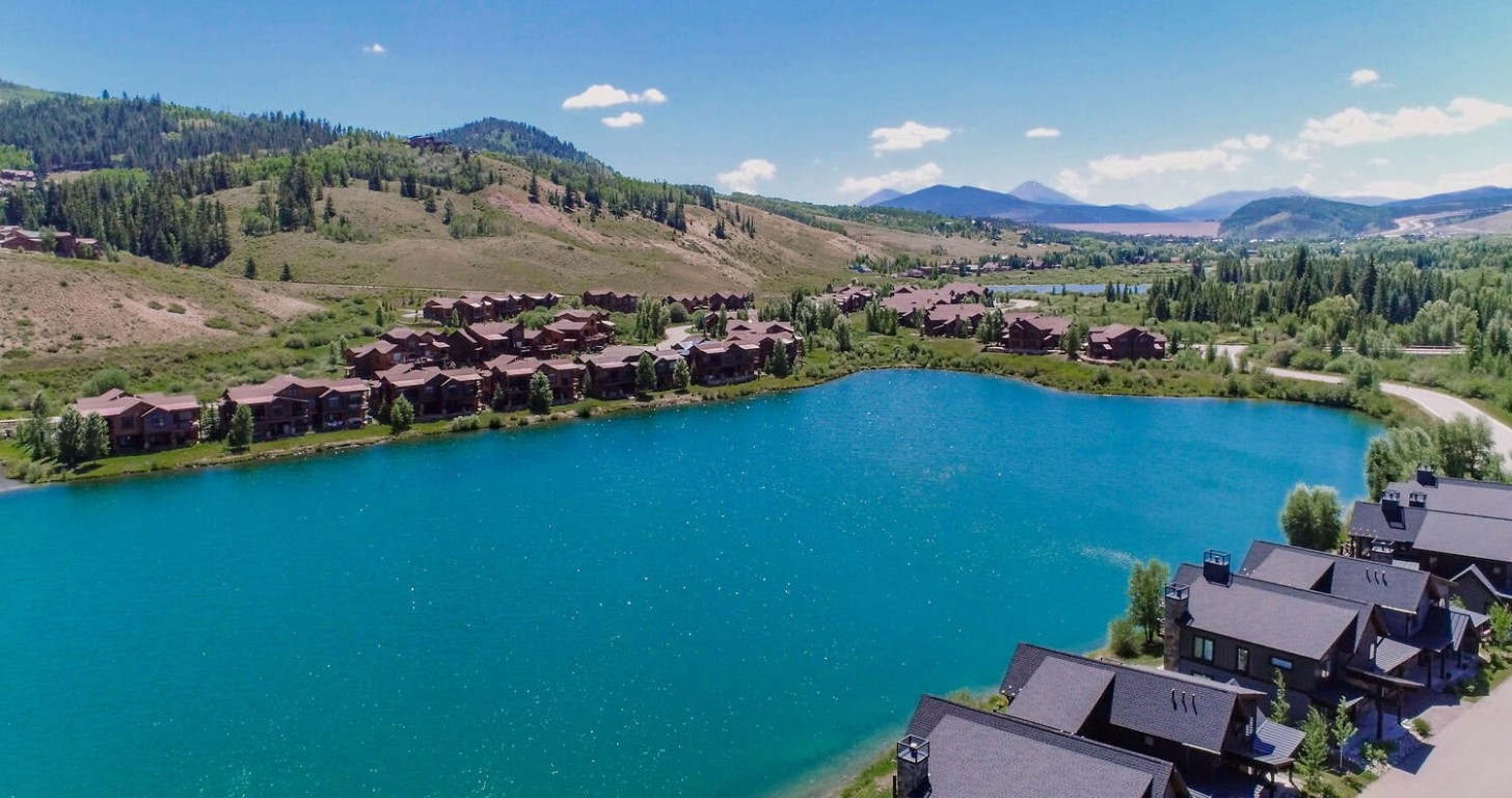 28 Damselfly Loop Silverthorne, CO 80498 - Photo 37 of 45 an aerial view of a house with a garden