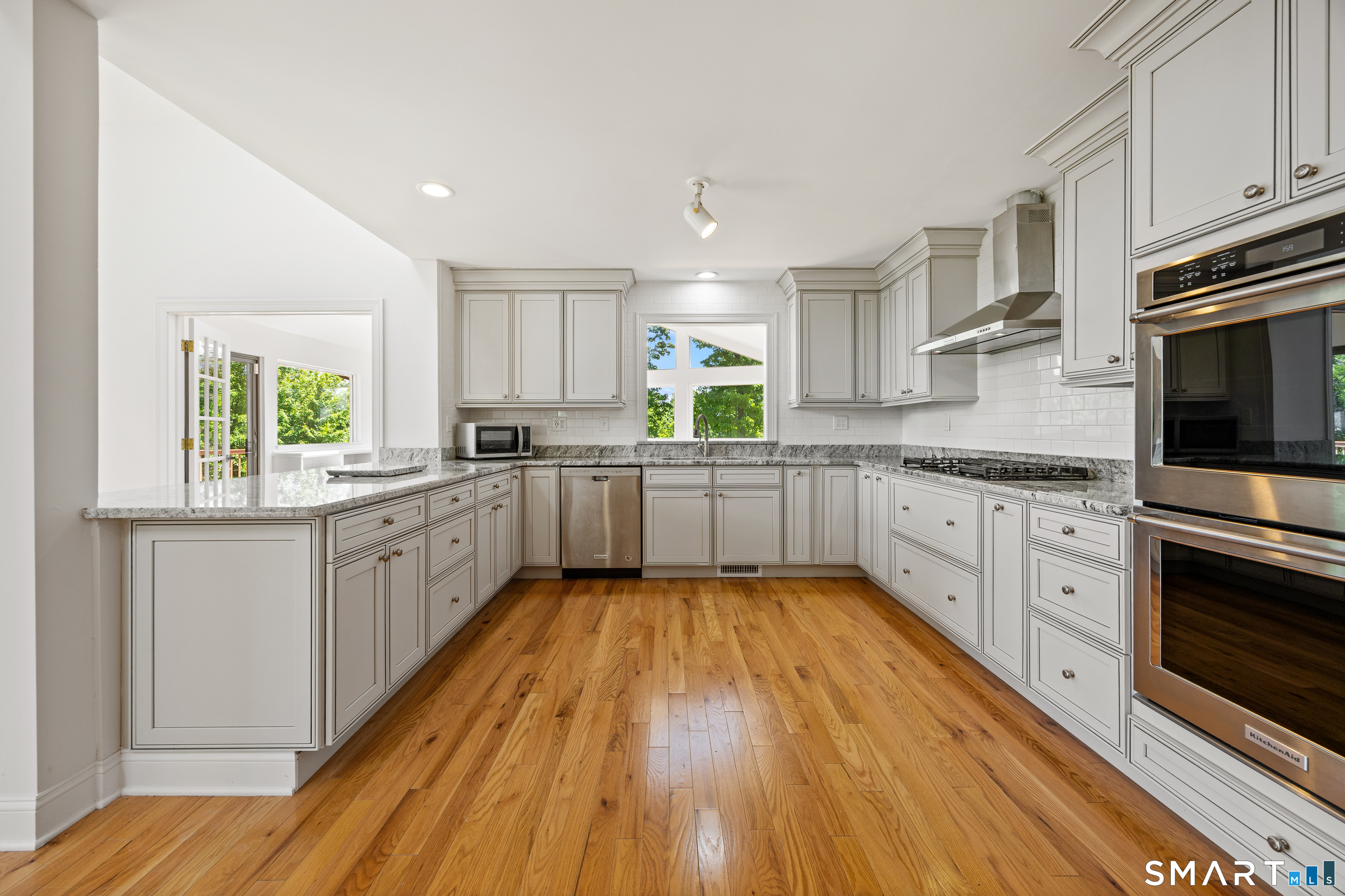 162 Short Woods Road New Fairfield, CT 06812 - Photo 13 of 40