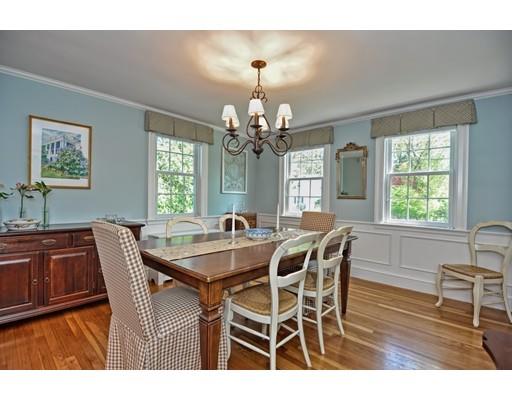 24 Pilgrim Road Wellesley, MA 02481 - Photo 5 of 29 Gallery Image 5