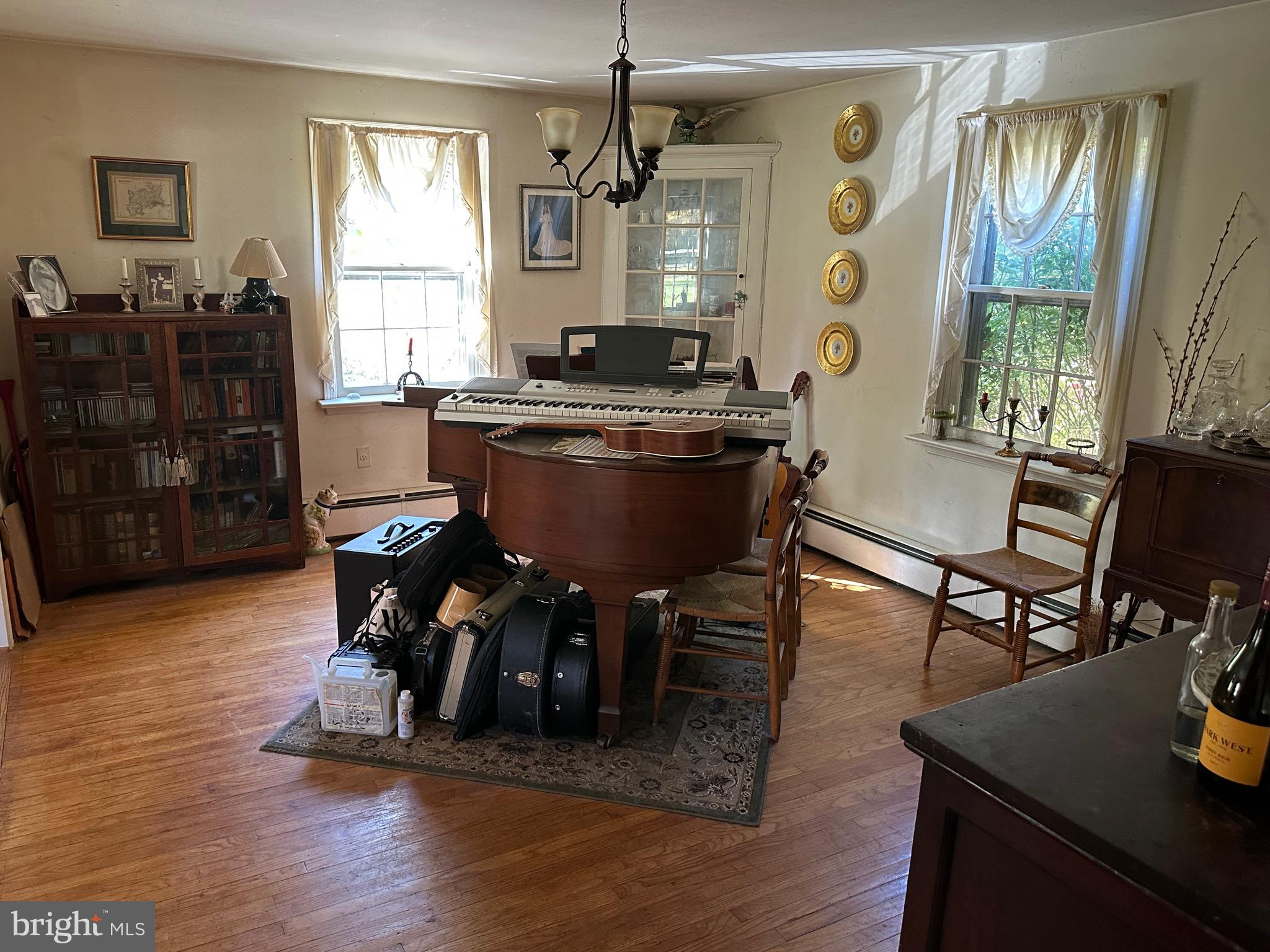 1693 Embreeville Road Coatesville, PA 19320 - Photo 23 of 55 Dining room