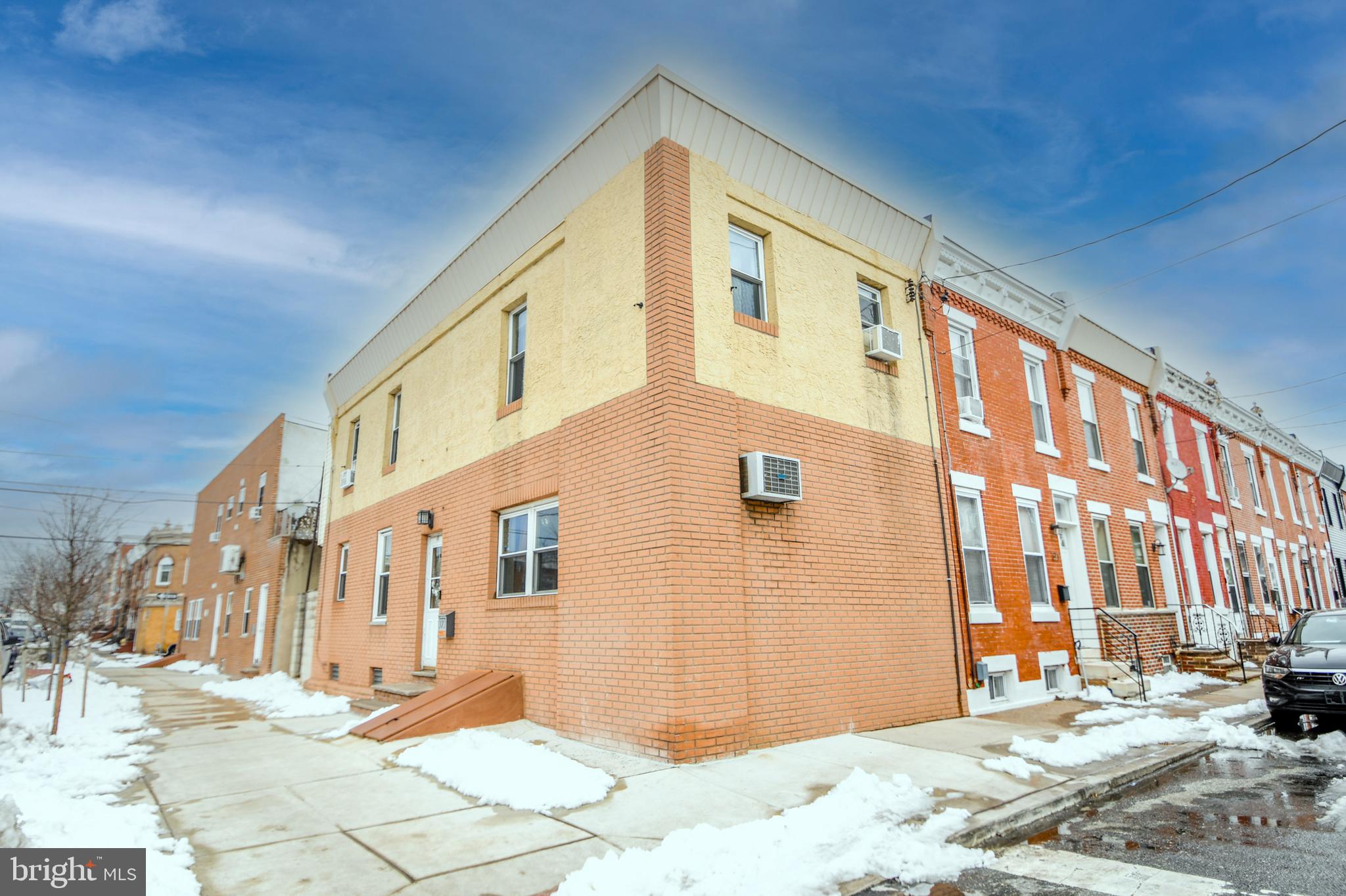 373 Tree Street Philadelphia, PA 19148 - Photo 1 of 26