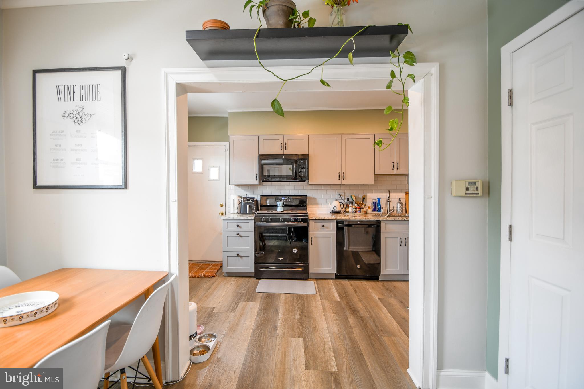 373 Tree Street Philadelphia, PA 19148 - Photo 8 of 26