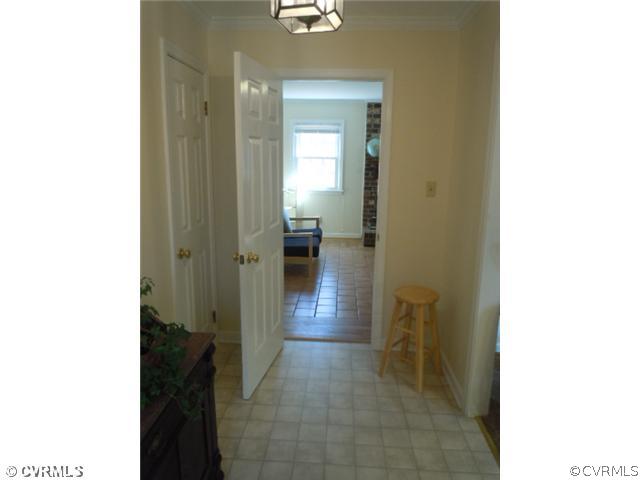 10307 Carlow Road Chesterfield, VA 23838 - Photo 2 of 12 a bathroom with a sink and a mirror