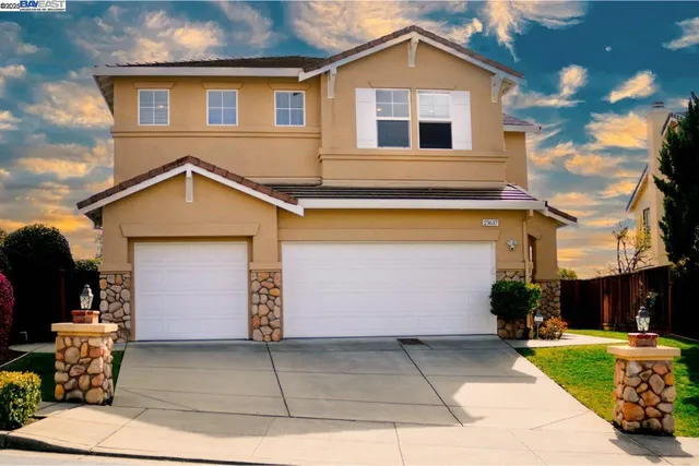 $2,198,888 | 25657 Crestfield Drive, Castro Valley, CA 94552