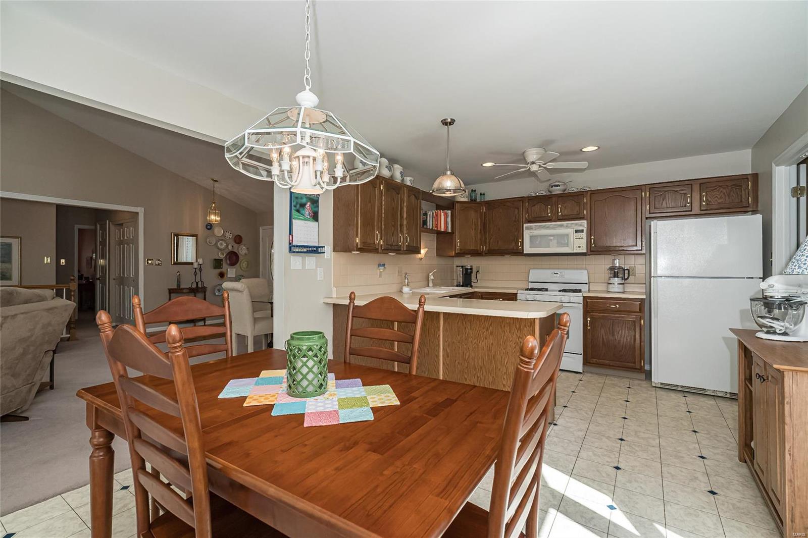 750 Strafford Ridge Drive Ballwin, MO 63021 - Photo 14 of 36 Gallery Image 14