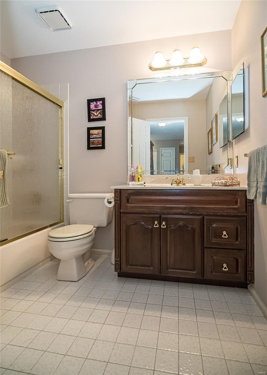 750 Strafford Ridge Drive Ballwin, MO 63021 - Photo 19 of 36 Gallery Image 19