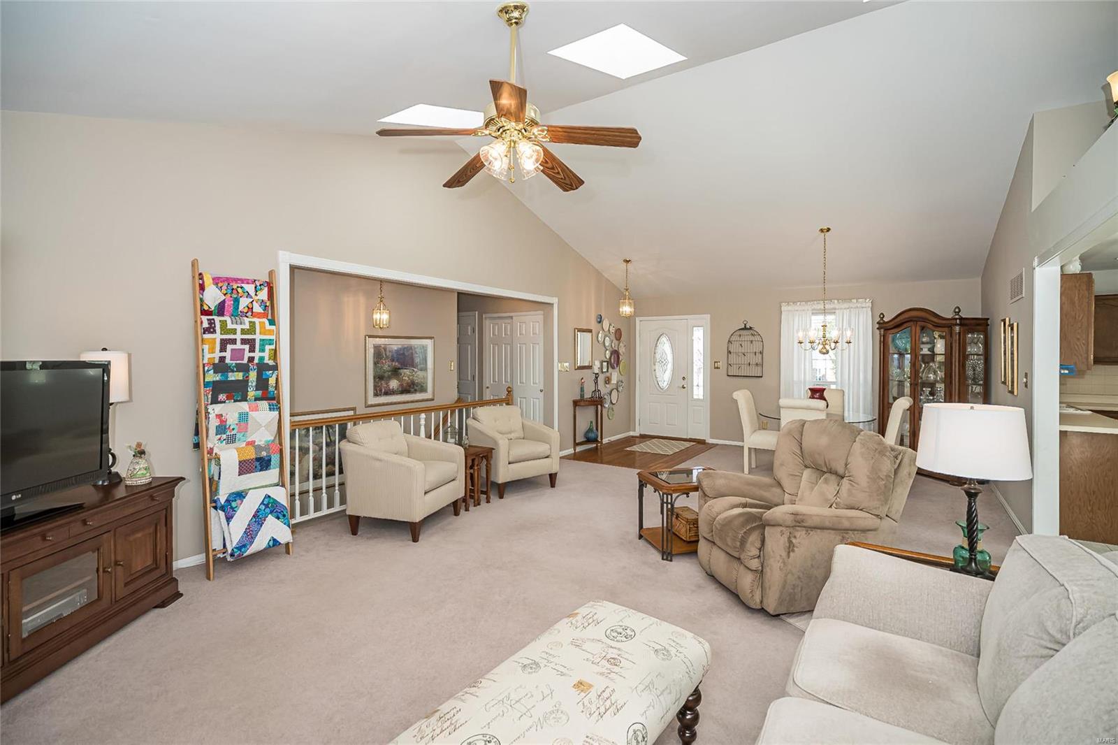 750 Strafford Ridge Drive Ballwin, MO 63021 - Photo 7 of 36 Gallery Image 7