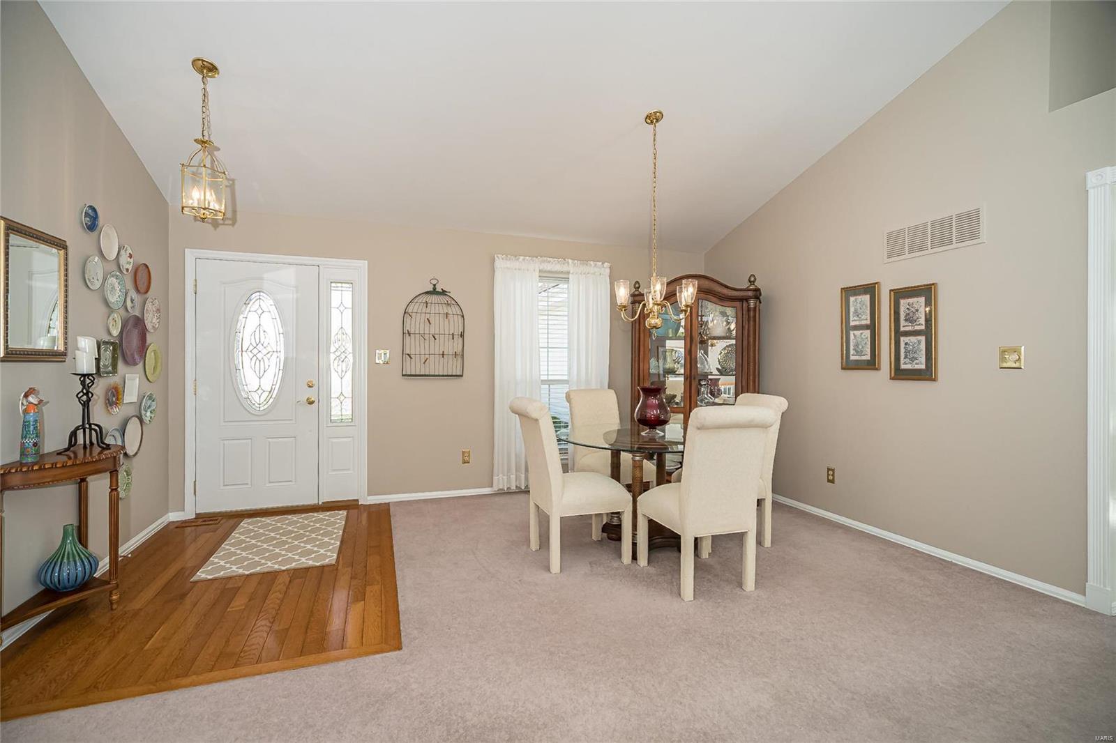 750 Strafford Ridge Drive Ballwin, MO 63021 - Photo 8 of 36 Gallery Image 8