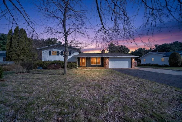 $275,000 | 4546 East Berry Road, Pleasant Lake, MI 49272