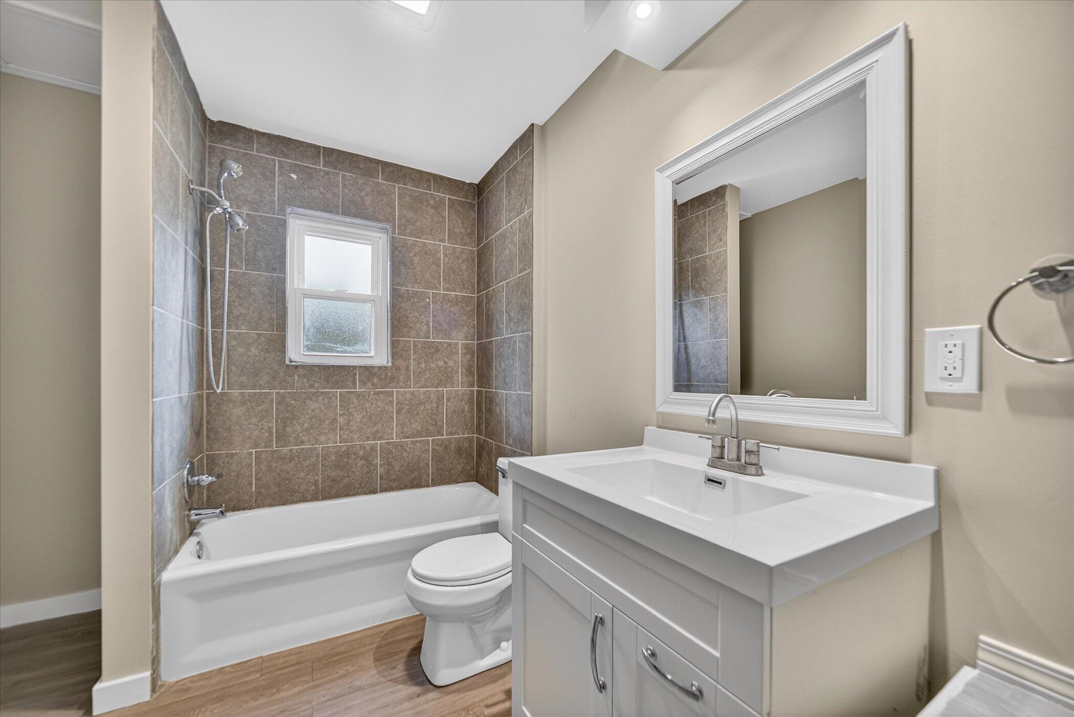 4546 East Berry Road Pleasant Lake, MI 49272 - Photo 17 of 40 17-4546-E-Berry-Rd-WindowStill