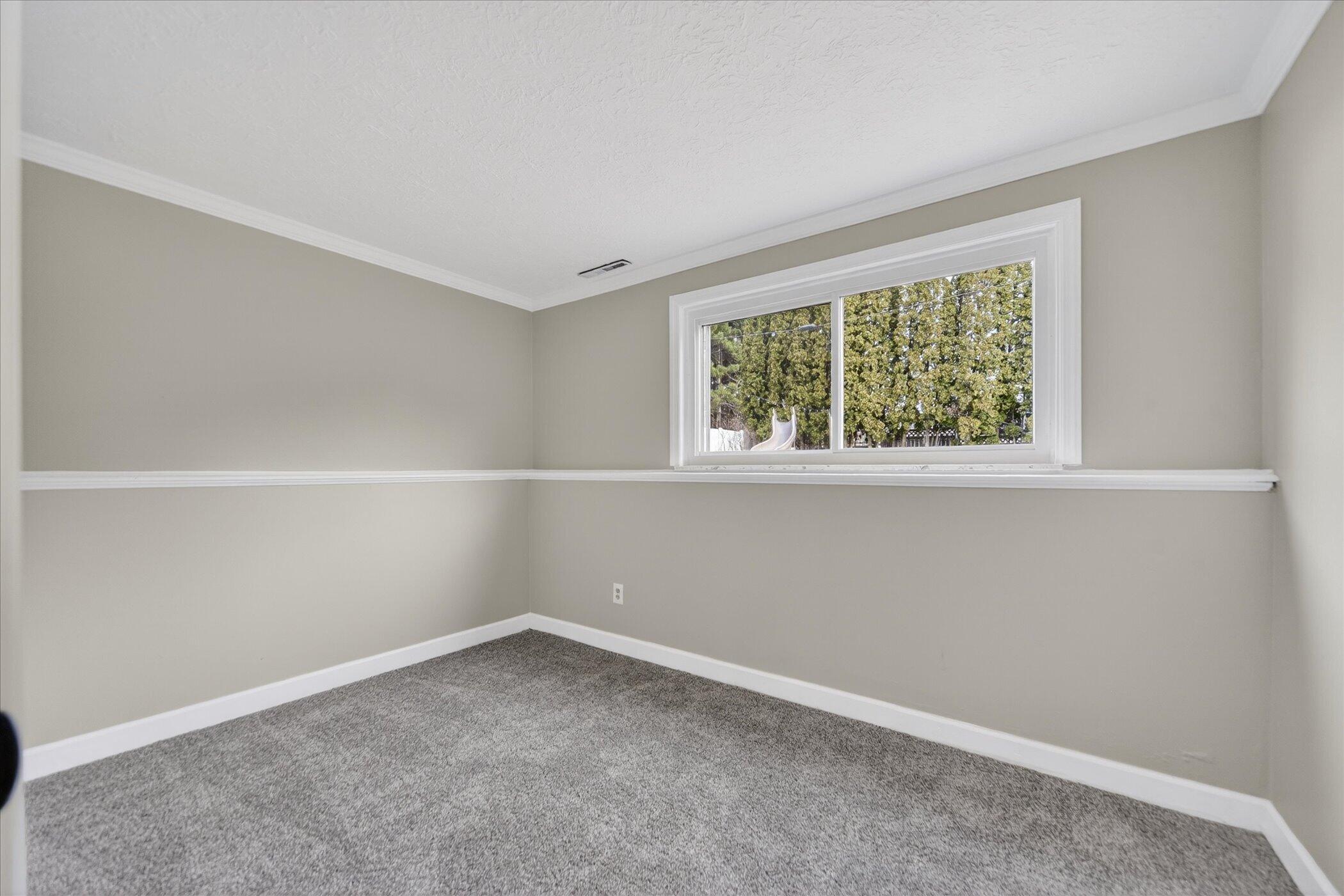 4546 East Berry Road Pleasant Lake, MI 49272 - Photo 28 of 40 28-4546-E-Berry-Rd-WindowStill